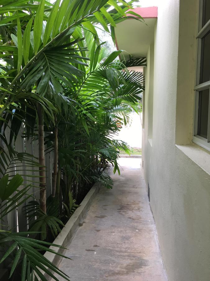 Orange - Hotel Suites Miami Beach Exterior photo